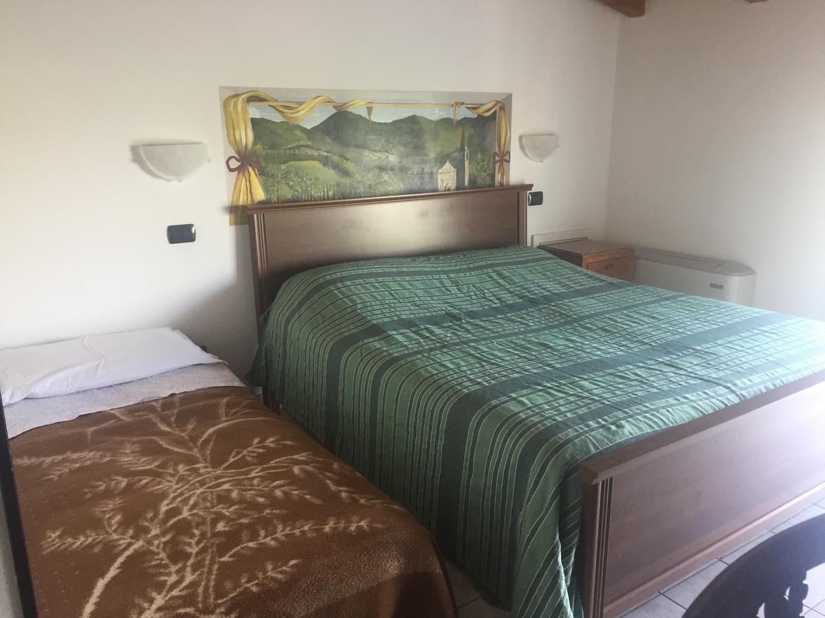 Villa Agriturismo La Roccia à Vo Extérieur photo